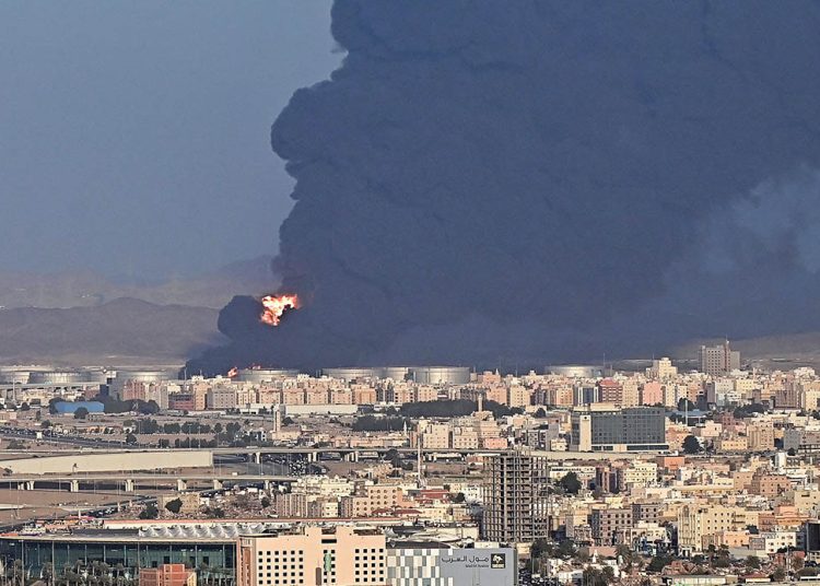 Formula 1: Attentato alla sede di Aramco a pochi km dalla pista