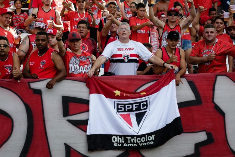 Ore 21:00, Campionato Paulista, semifinale: San Paolo – Corinthians, in serata ci si gioca l’accesso alla finale!