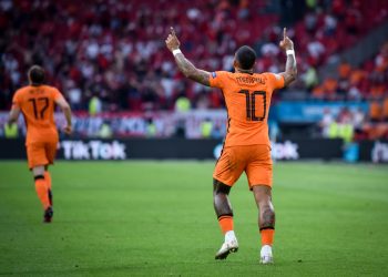 Ore 20:45, Olanda – Germania: amichevole di lusso nella cornice del Johan Cruijff Arena.￼