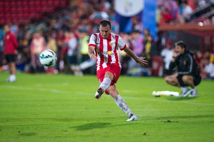 Ore 21, Tenerife – Almeria. Sfida al vertice in LaLiga2: per il Tenerife aggancio o fuga.