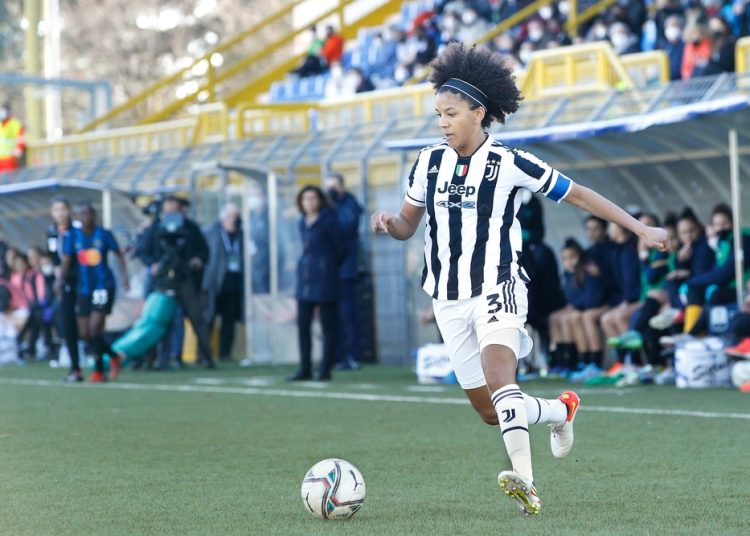 Ore 21, Lione-Juventus Femminile. Bianconere in campo per fare la storia