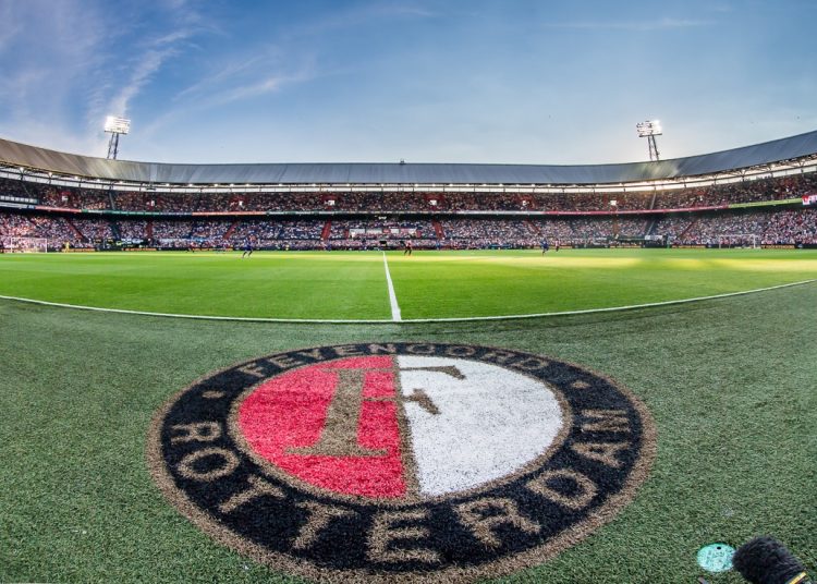 Ore 21, Feyenoord – Groningen. 1 fisso per la squadra di Rotterdam.
