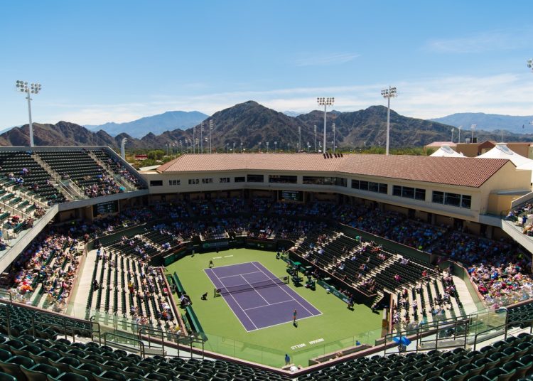 Ore 22, Tennis, Indian Wells: Opelka – Shapovalov. Il gigante gioca in casa contro il mancino canadese.