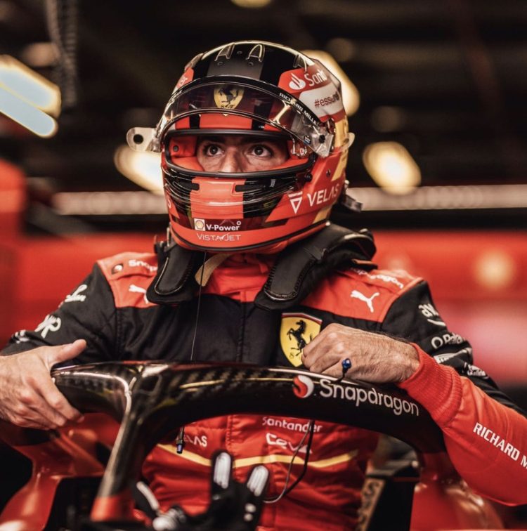 Formula 1: Sainz rinnova con la Rossa fino al 2024