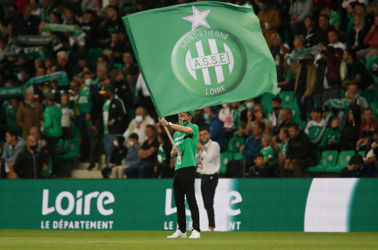 Ore 21:00 Lorient – Saint Etienne. Pesantissimi punti in palio per un incredibile spareggio salvezza.