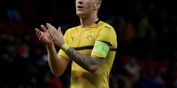 Borussia Dortmund – Wolfsburg. I padroni di casa hanno ancora speranza di strappare il titolo..