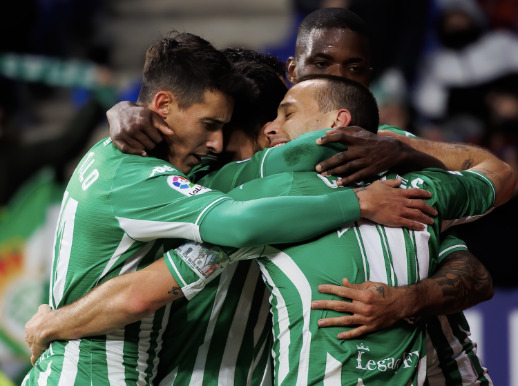 Real Betis – Elche. I Verdiblancos, vogliono coronare la loro grande stagione e rincofermare la loro presenza in Europa.