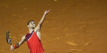 Ore 01:00, Tennis – ATP Miami. Hurkacz – Alcaraz. In finale nel doppio il gigante polacco deve vedersela con la furia rossa.￼