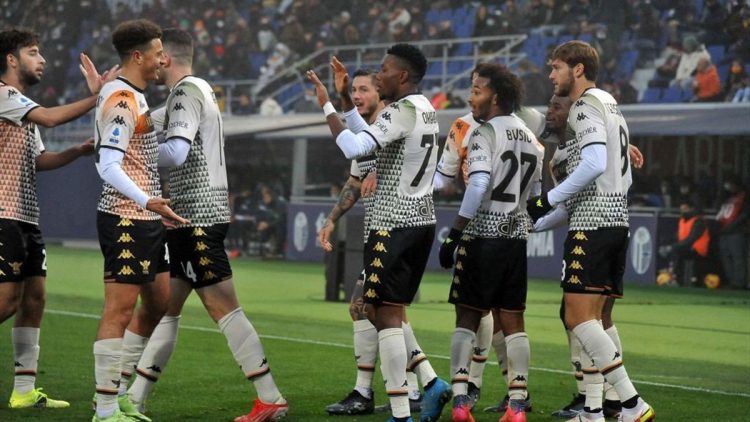 Serie A, Venezia-Bologna 4-3: Johnsen regala una speranza ai lagunari
