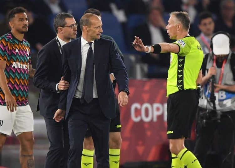 Juventus, Allegri: “Uno dell’Inter mi ha dato una pedata e ho reagito”