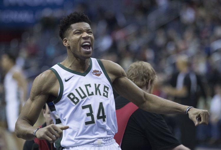 Milwaukee Bucks-Boston Celtics. I campioni in carica provano a suonare la carica in casa.