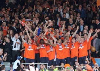 Luton – Huddersfield. Semifinale playoff Championship tra la sesta e la terza in campionato.￼