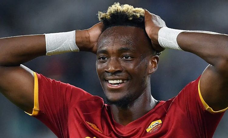Abraham dopo Roma-Leicester: “La partita l’hanno vinta i tifosi prima ancora dell’inizio”