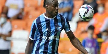 Balotelli chiude il campionato con una cinquina