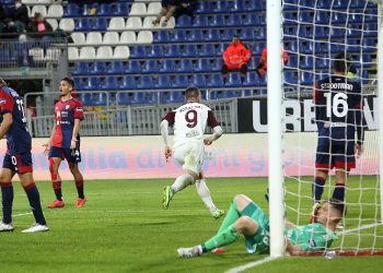 Serie A, Salernitana-Cagliari 1-1: i sardi strappano un pari insperato al 99’
