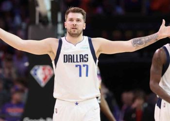 NBA, Miami elimina Philadelphia, Doncic porta Dallas a gara 7