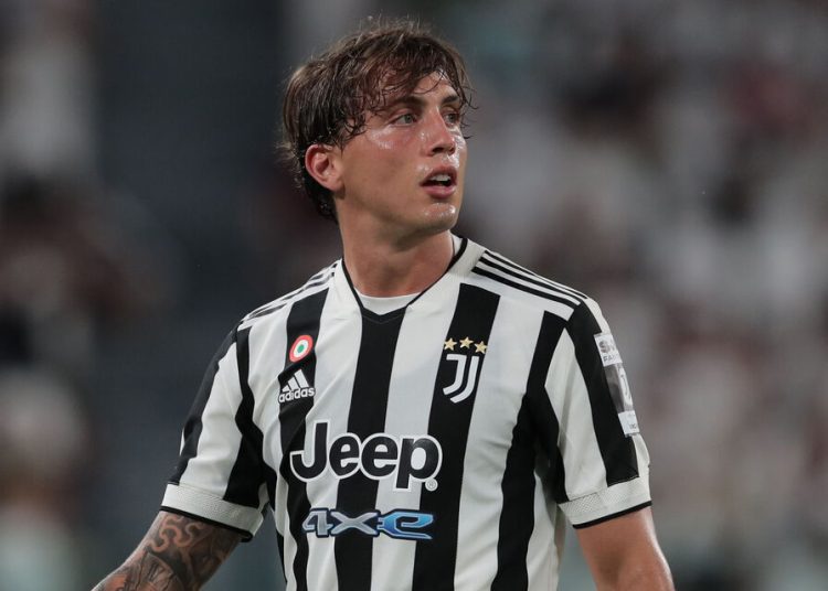 Juventus: allenamento davanti ai tifosi, si fa male Pellegrini