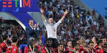 Milan, rubata la medaglia a Pioli: “Me l’hanno strappata durante la festa”