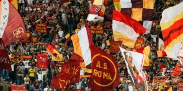 Roma – Venezia. I ragazzi di Mourinho ricevono l’omaggio dello stadio nell’ultima in casa.￼