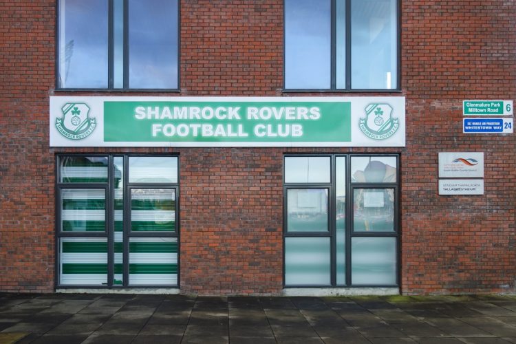 Shamrock Rovers – Derry City. Scontro al vertice in Premier Division: si ritrovano le prime della classe.