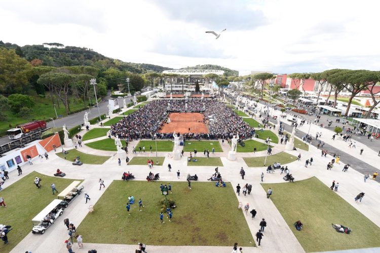 Approfondimenti e pronostici del giorno.