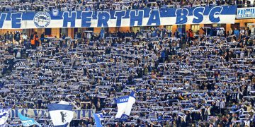 Hertha-Amburgo. Una poltrona per due, in Bundesliga è tempo di spareggio