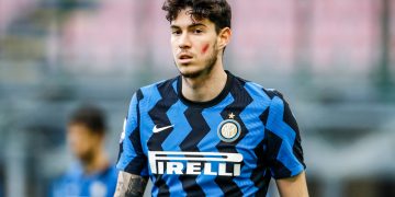 Calciomercato Inter, Conte vuole Bastoni: rivolta social dei tifosi
