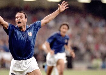Lutto nel mondo del calcio: si è spento Totò Schillaci, le parole di Baggio