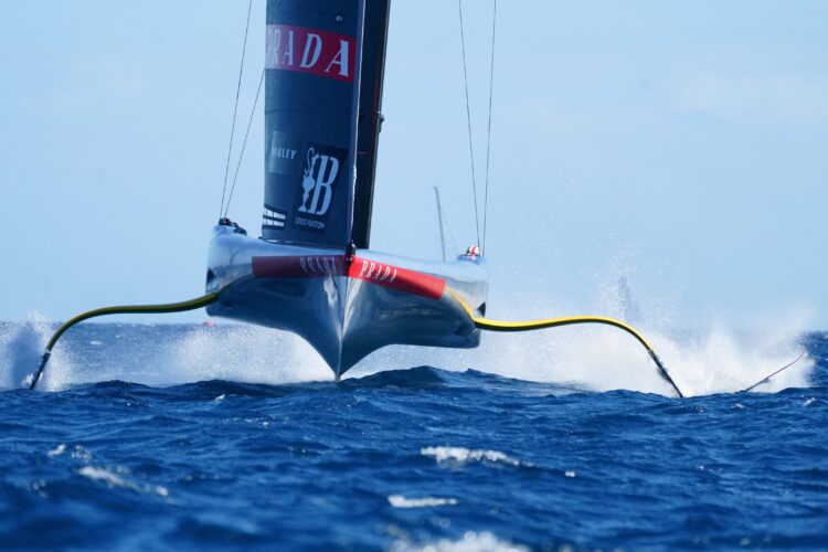 Luna Rossa: la parola d’ordine è lottare