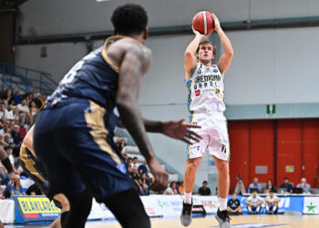 LBA, al Pala Radi in scena Cremona- Pistoia