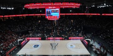 Eurolega: è il giorno della sfida Anadolu Efes- Paris Basketball