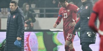 Infortunio Vlahovic: attesa per gli esami al ritorno in Italia