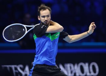 Atp Finals, Medvedev-De Minaur: in campo per il riscatto