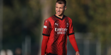 Calciomercato Lecce: colpo Camarda, ma il Milan mantiene il controllo