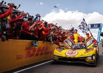 Le Mans 2025: trionfo Ferrari con la #83 di AF Corse. Kubica leggendario