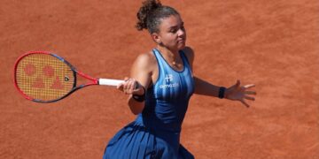 Roland Garros 2026, Paolini saluta Parigi: l’azzurra sconfitta da Sierra in tre set